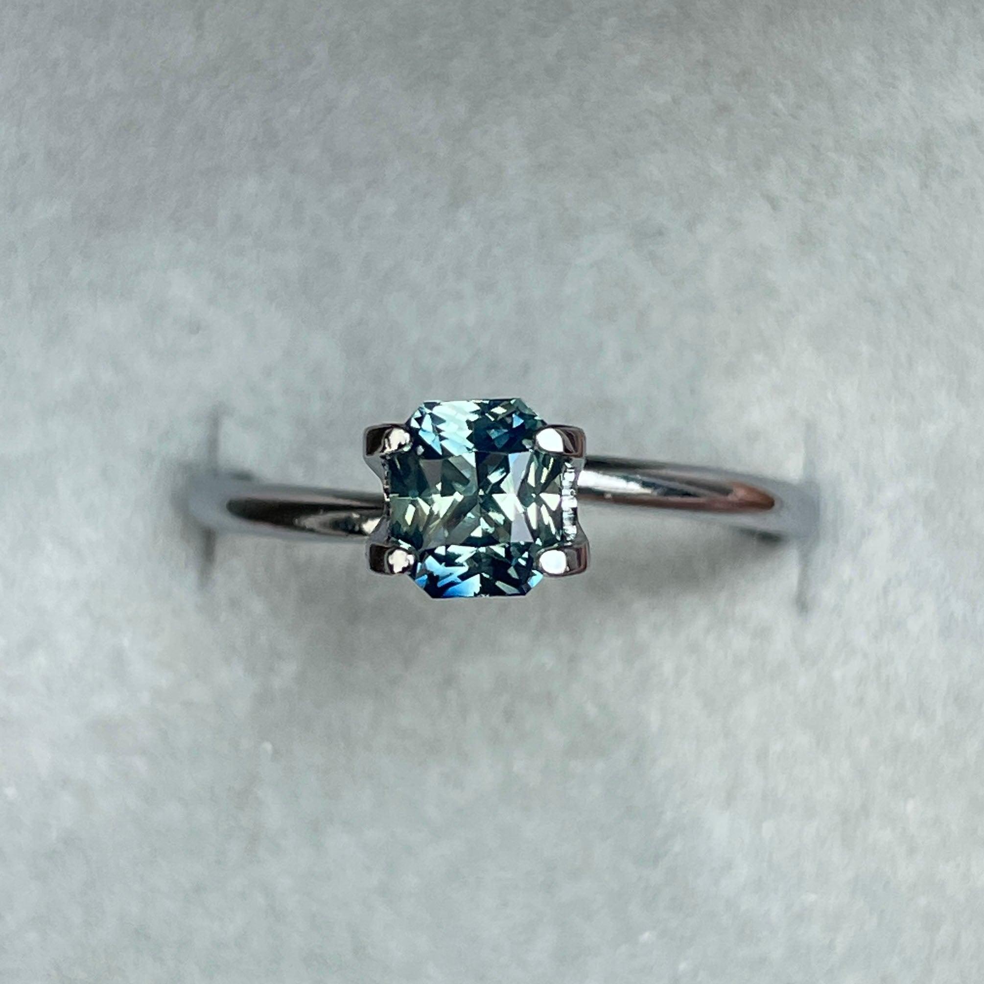 teal green parti colored loose sapphire
