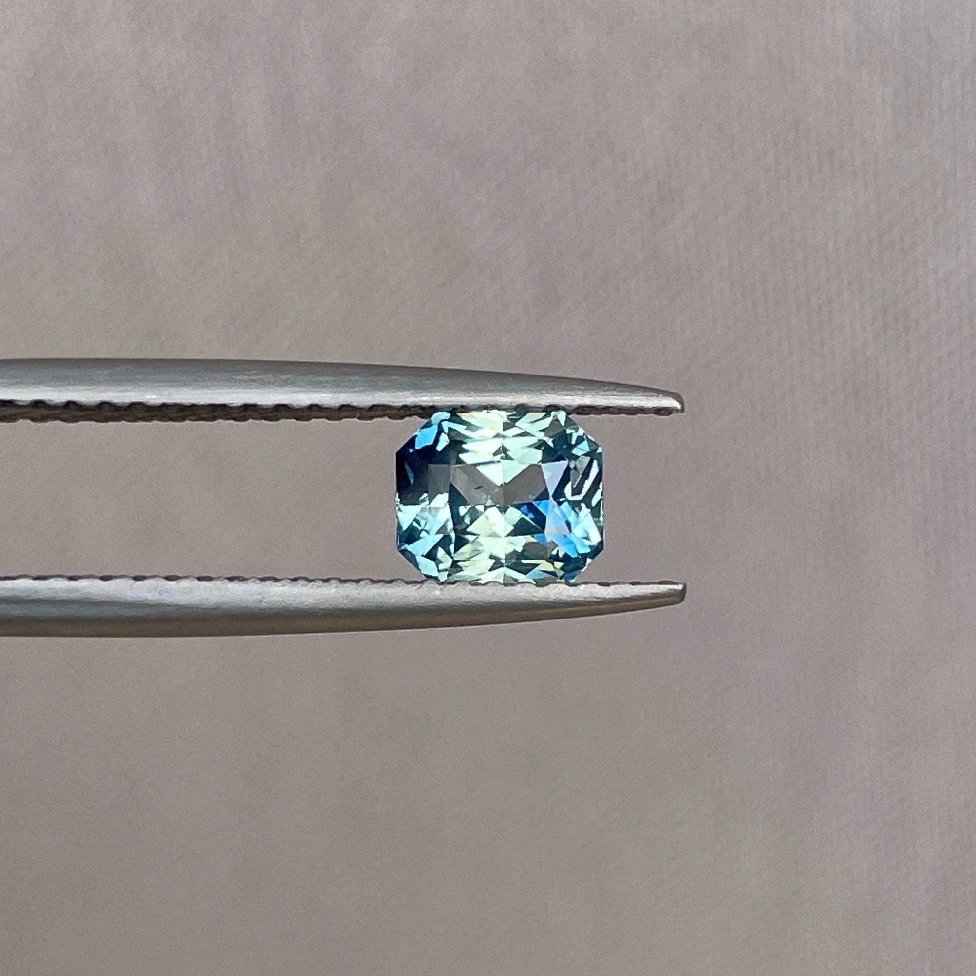teal green parti colored loose sapphire