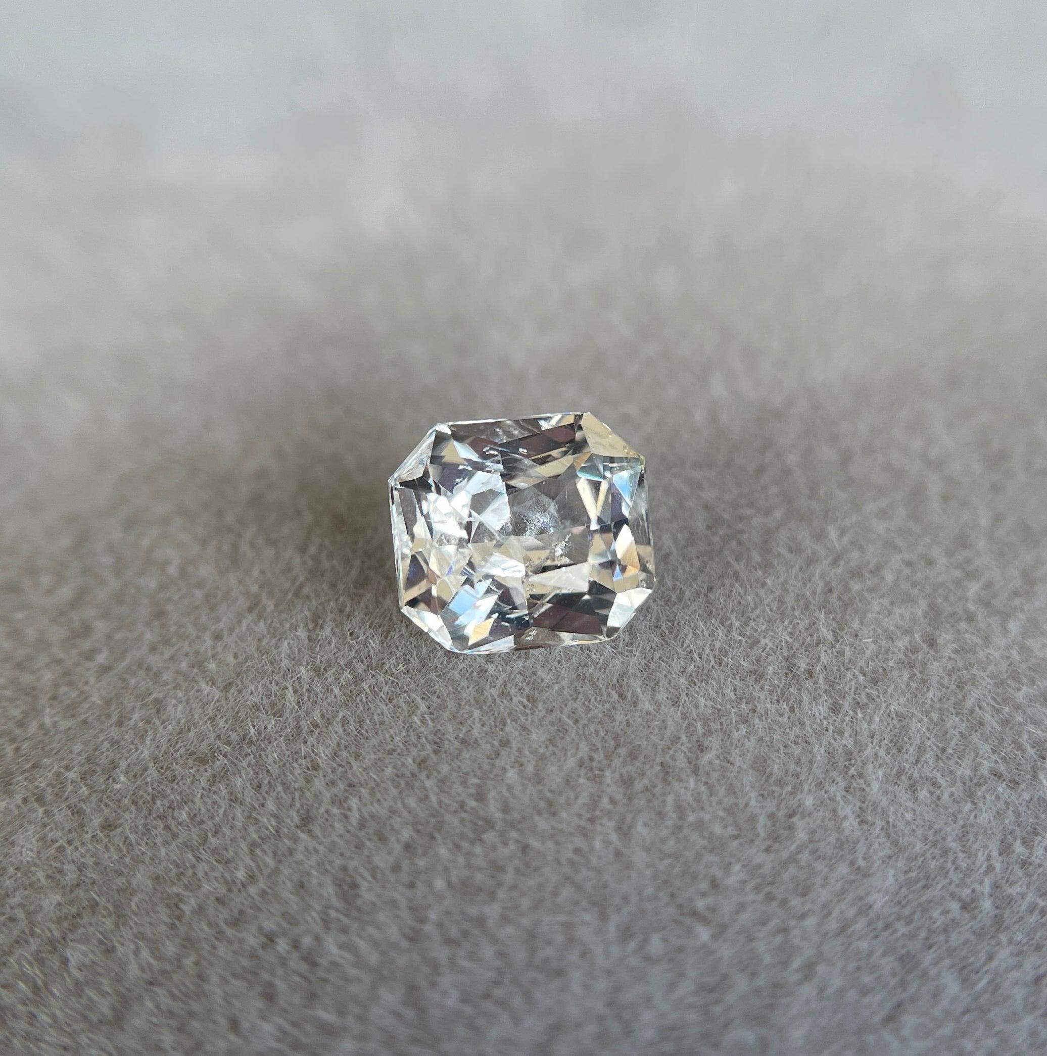 2.35 crt White Sapphire/ / OFF white sapphire/ White theme/ White favourite/ White sapphire ring/ custom ring/ Engagement Ring/ Diamond alt
