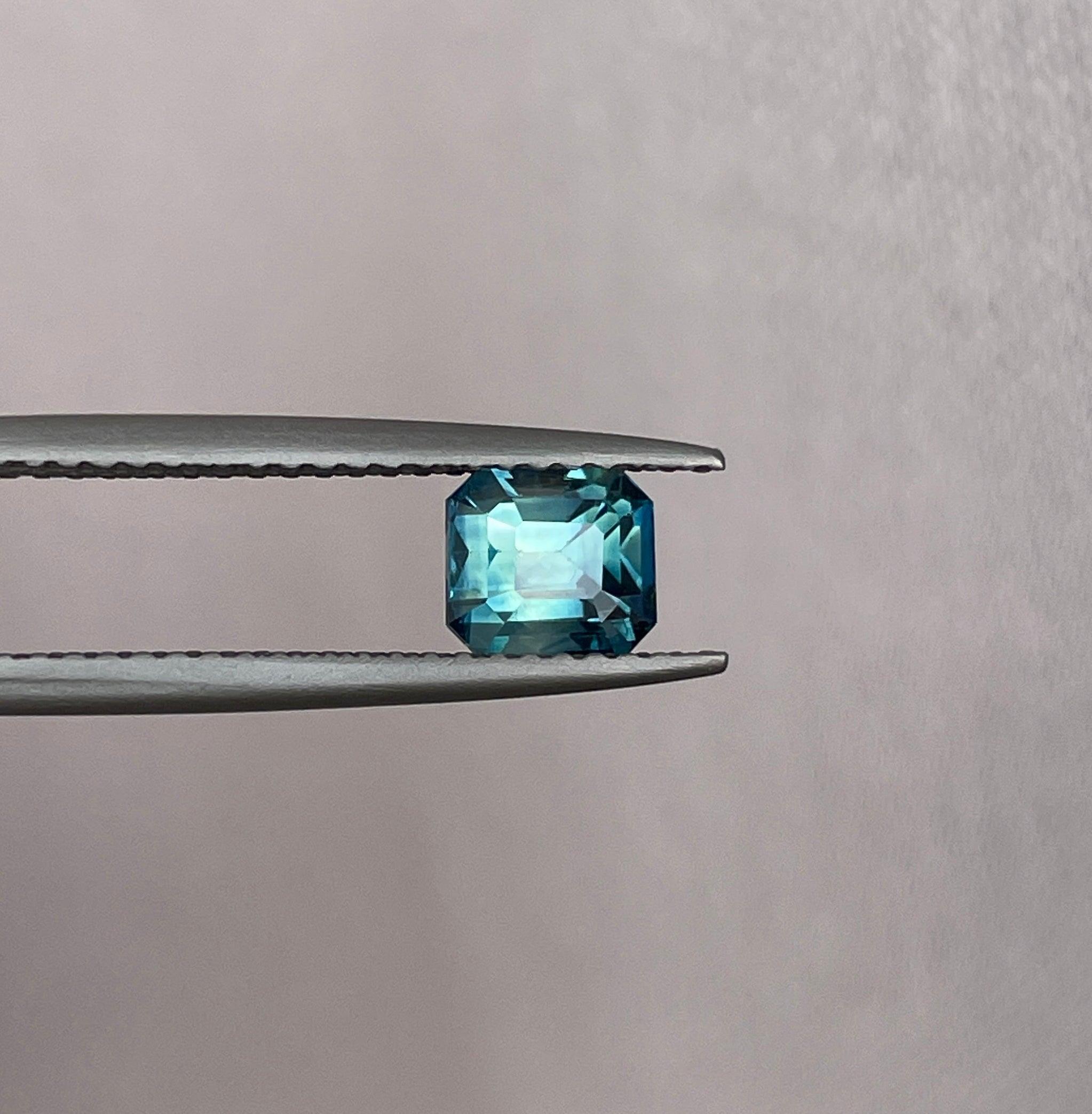 blue green sapphire