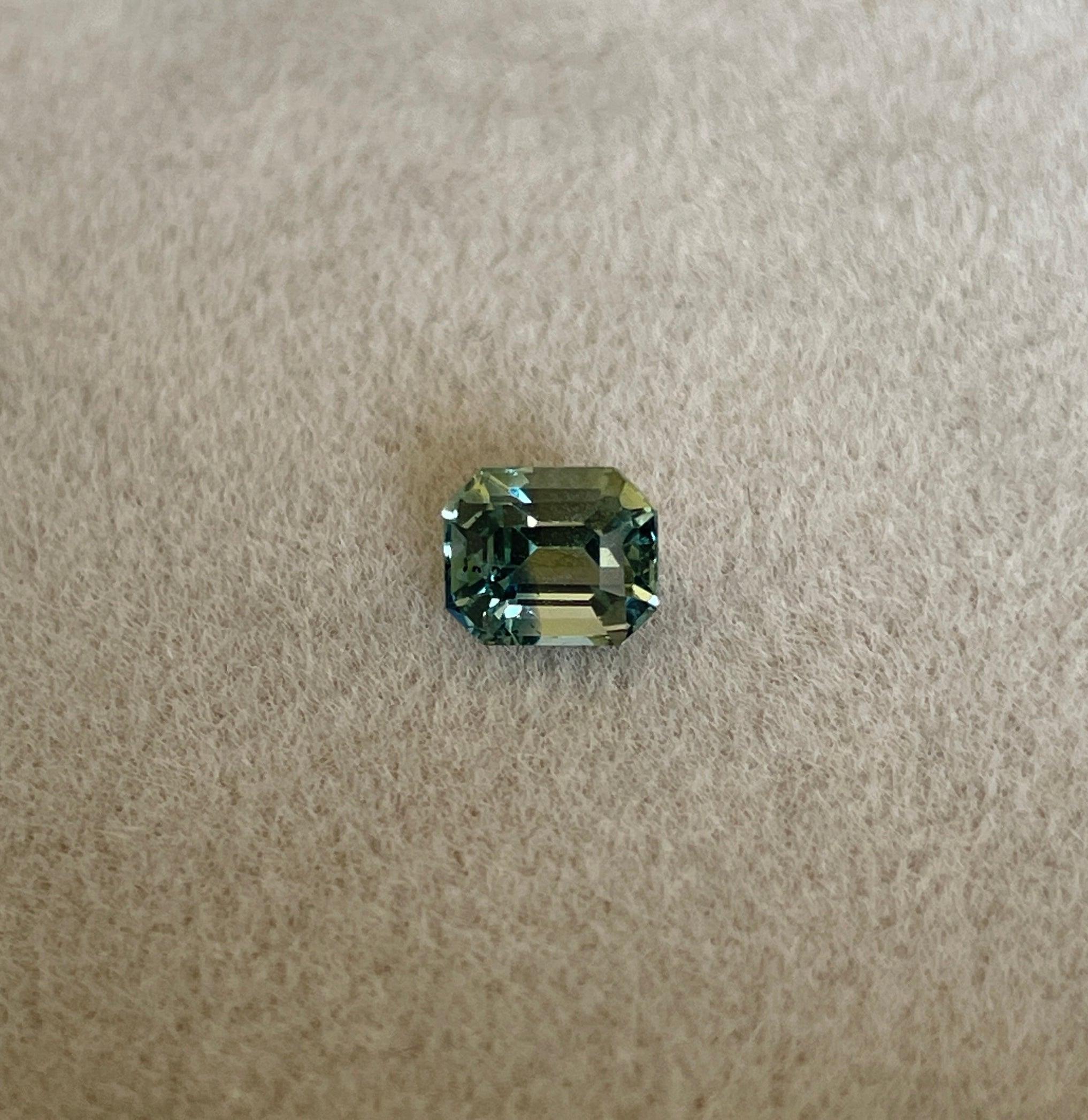 teal green parti colored loose sapphire