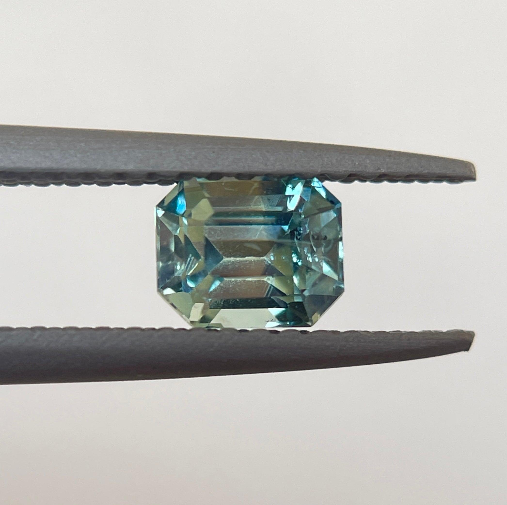 teal green parti colored loose sapphire