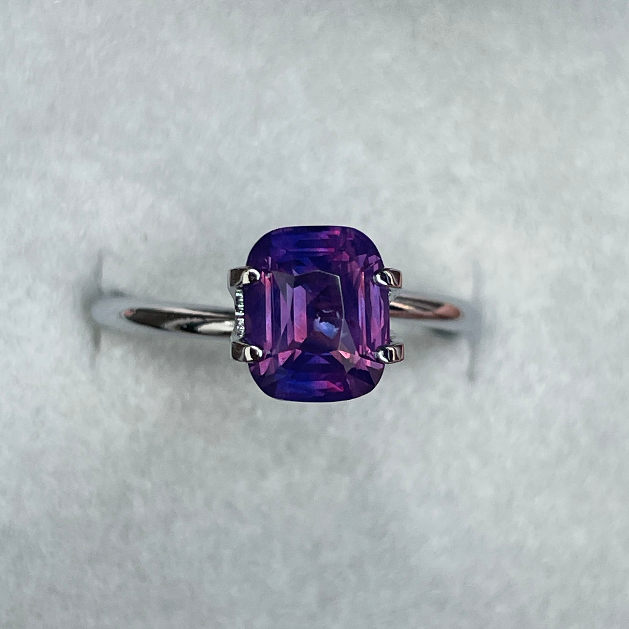 “Natural Winza sapphire gemstone close-up”