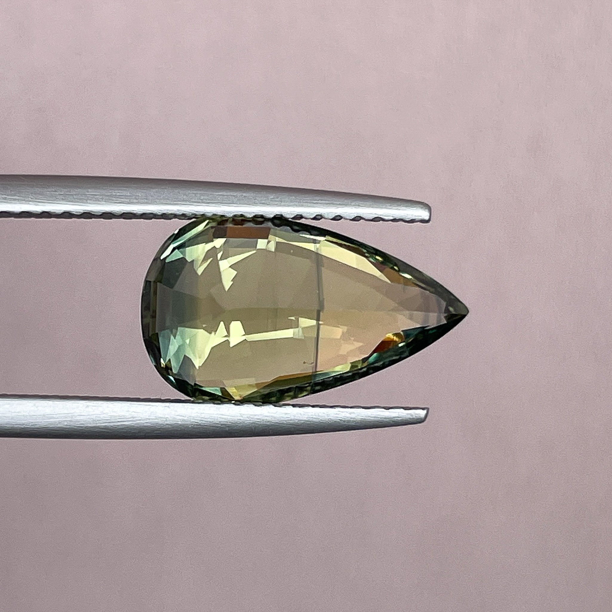 Teal bi-color Parti Sapphire, 5.02 Ct pear-shaped loose gemstone from NASHGEMS for engagement rings.