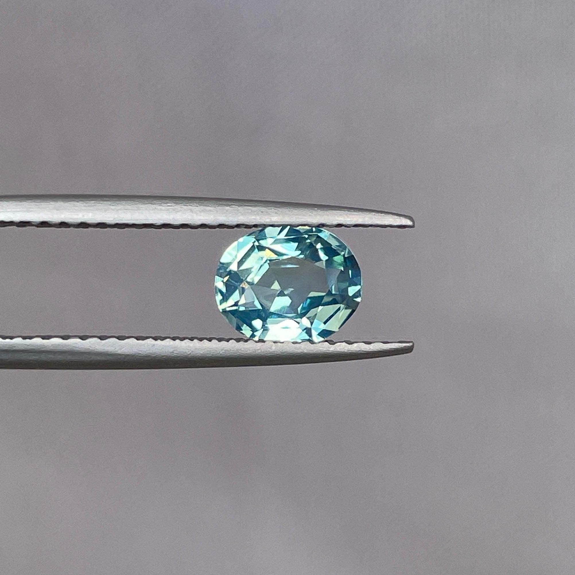 Green sapphire 