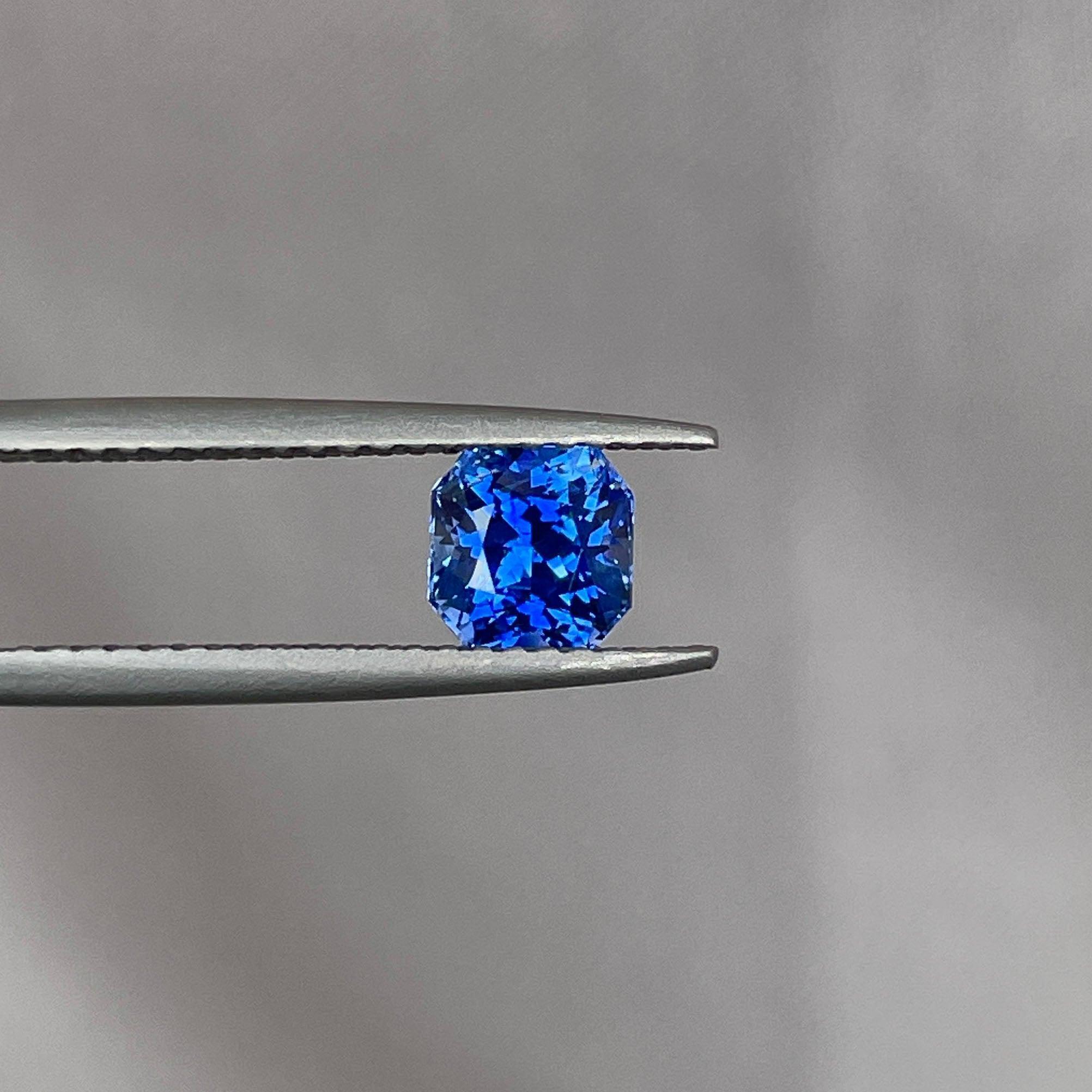 Natural Blue sapphire 