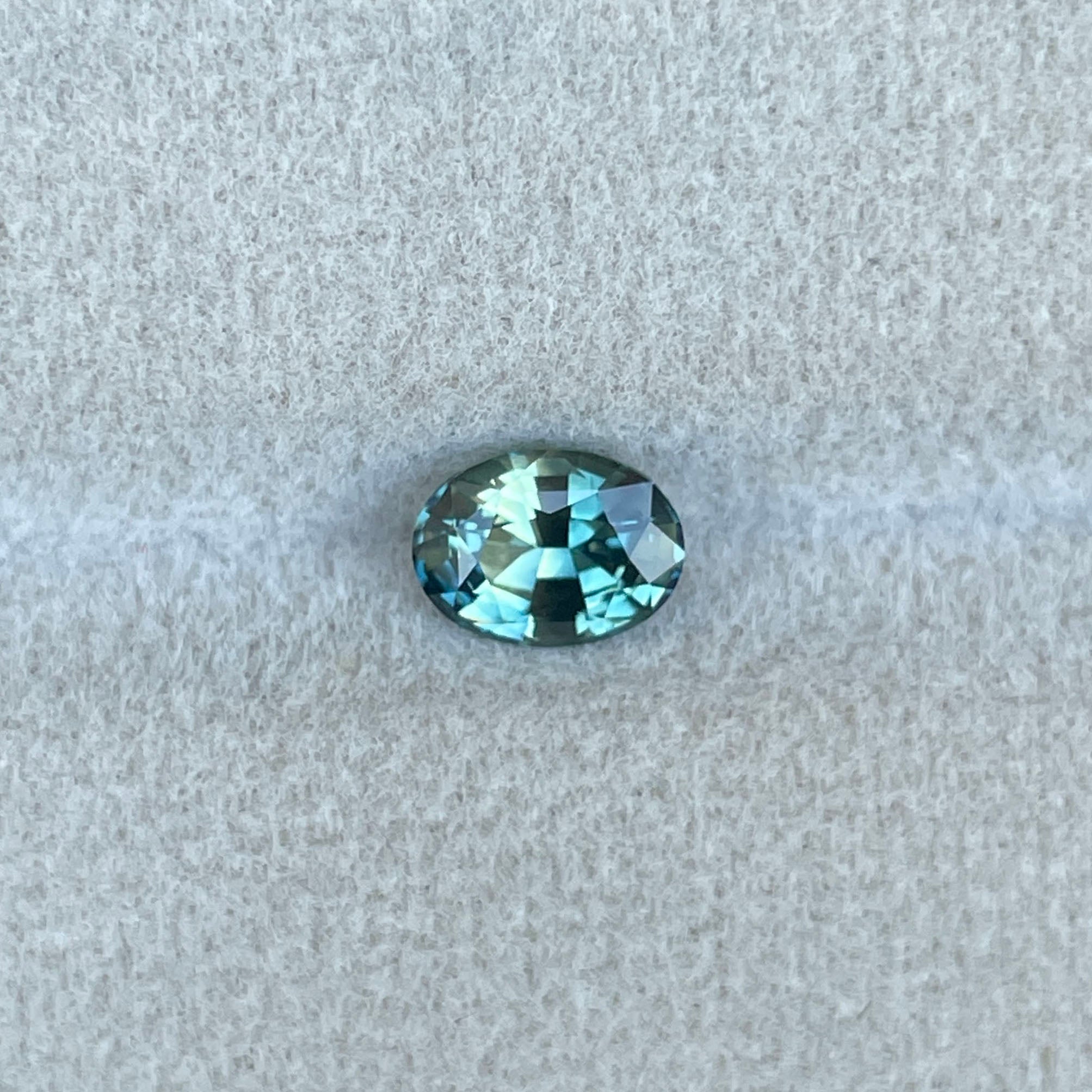 TEAL SAPPHIRE BLUE GREEN PARTI OVAL 1.15