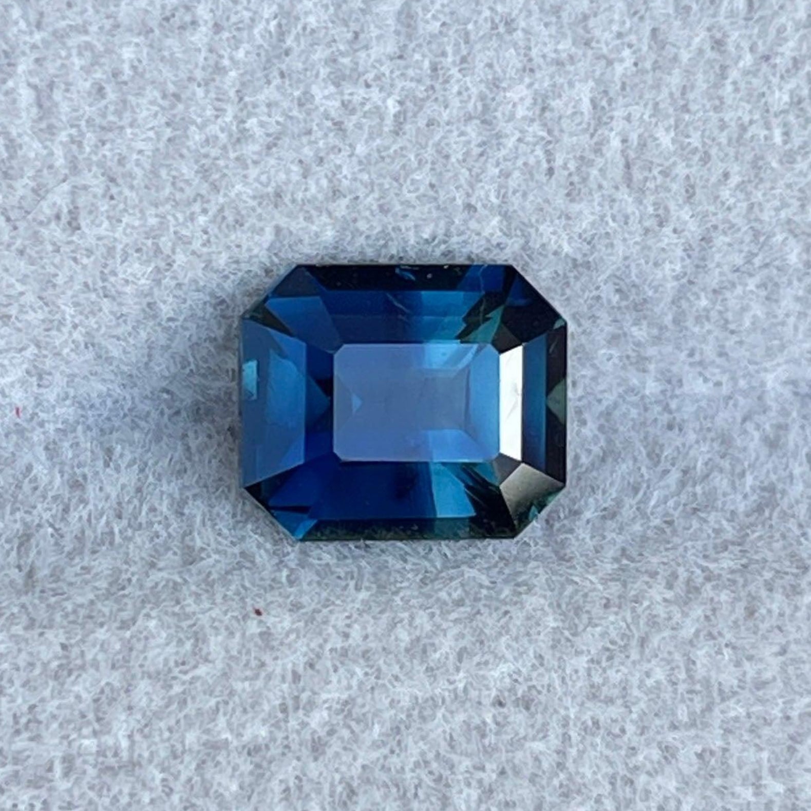 Saphir sarcelle pierre de naissance de NASHGEMS, pierre précieuse bleu-vert de 1,62 Ct pour bagues de fiançailles et bijoux de septembre.