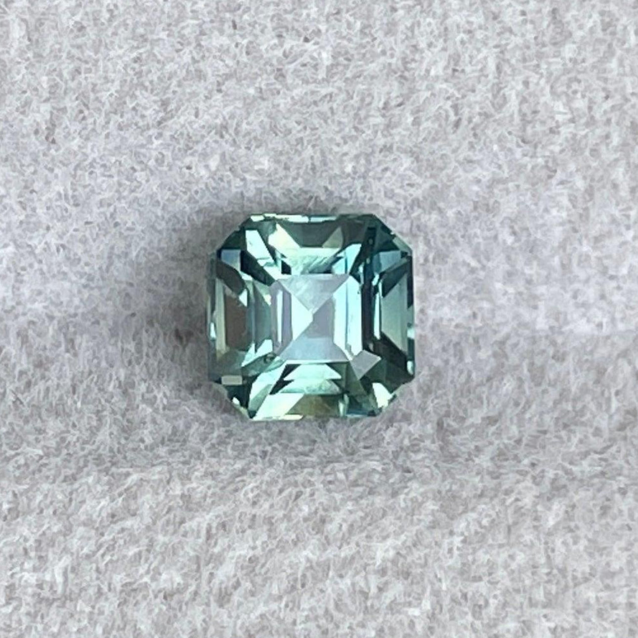 Pierre précieuse saphir sarcelle de NASHGEMS, taille octogonale bleu-vert de 1,08 Ct pour la pierre de naissance de septembre, idéale pour les bagues de fiançailles ou les bijoux.