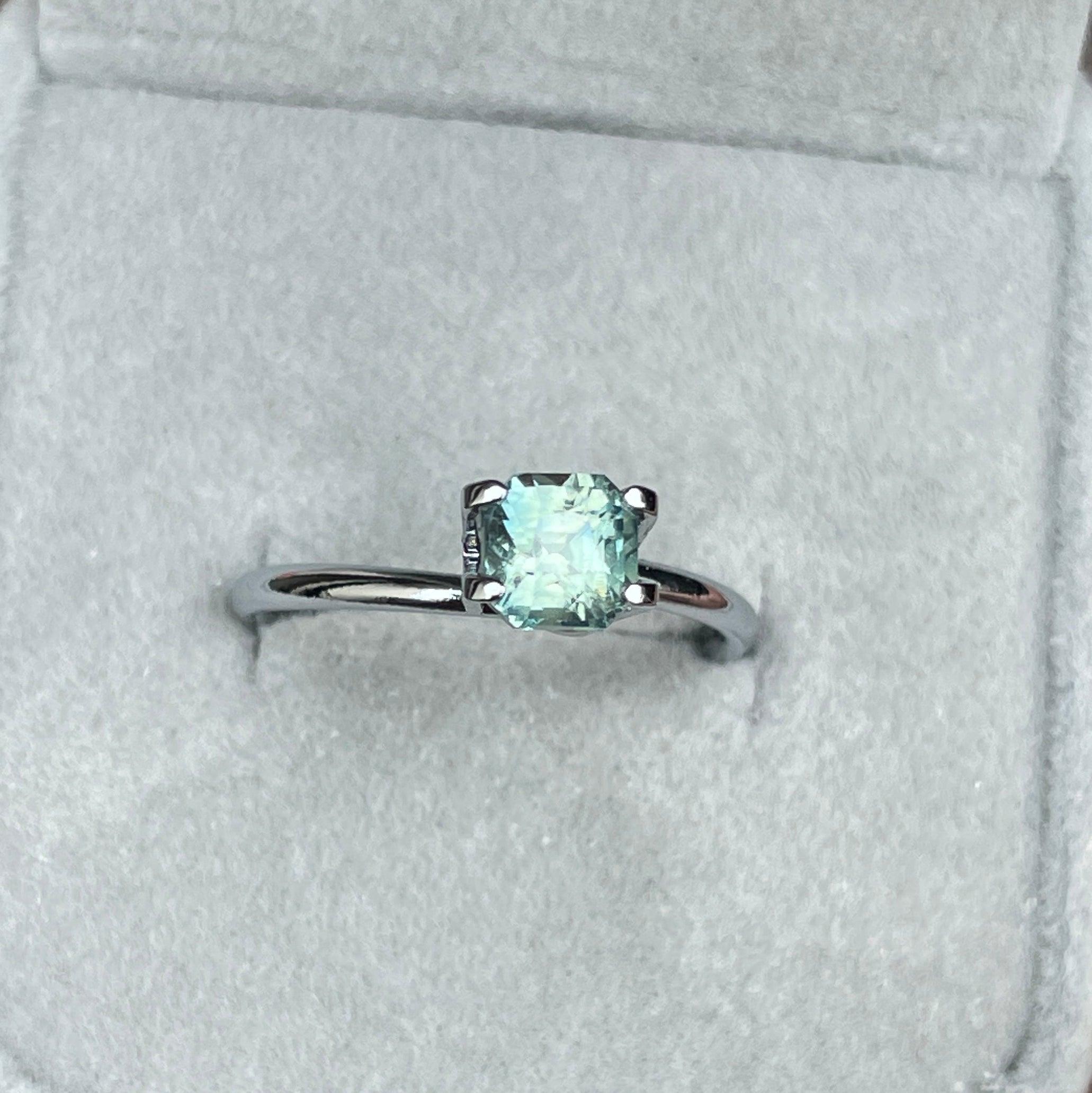 light green sapphire gemstone