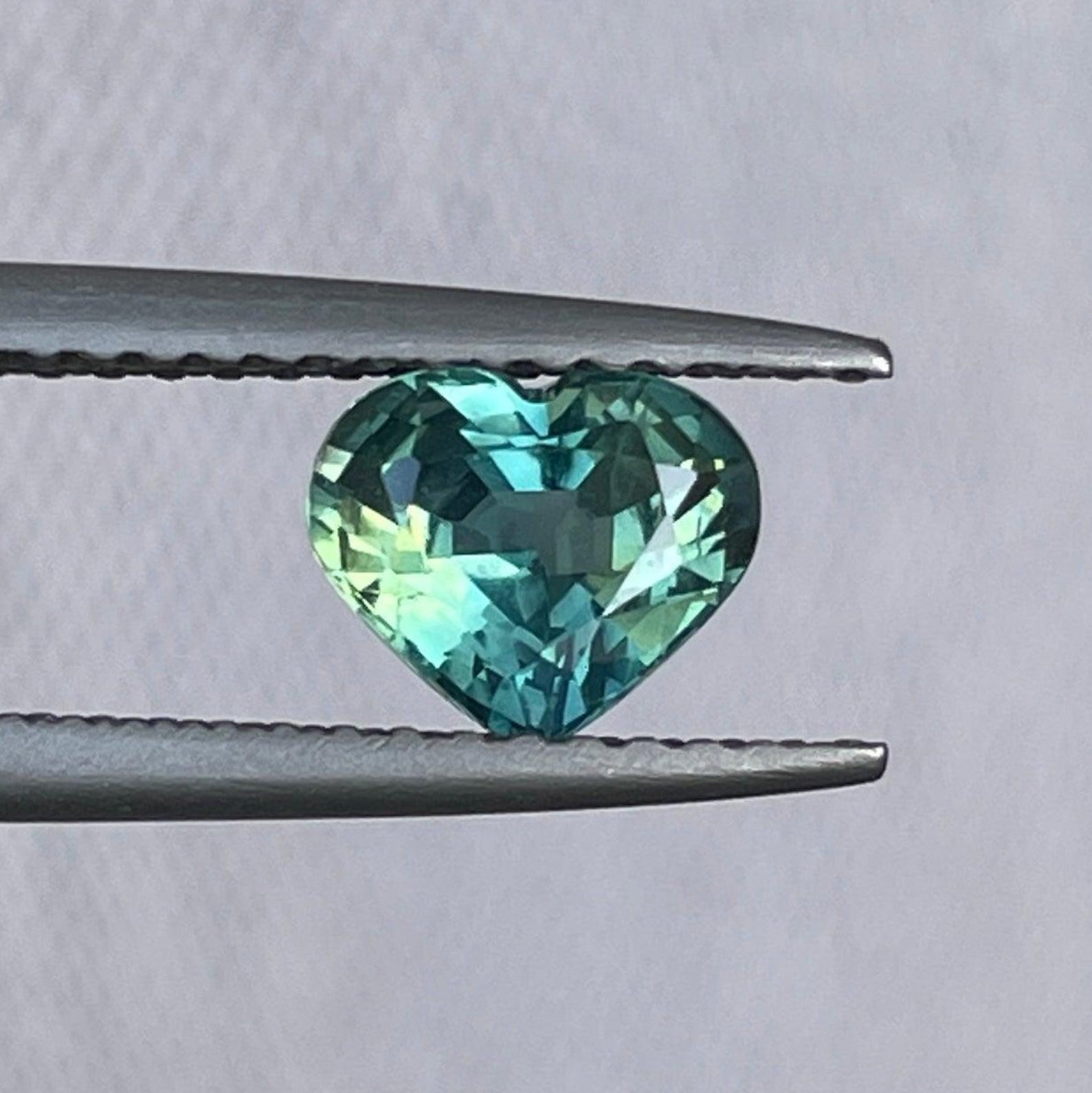Saphir paon sirène océan sarcelle en forme de cœur, 1,07 ct, gemme du Montana, parfait pour bagues ou pendentifs, par NASHGEMS.