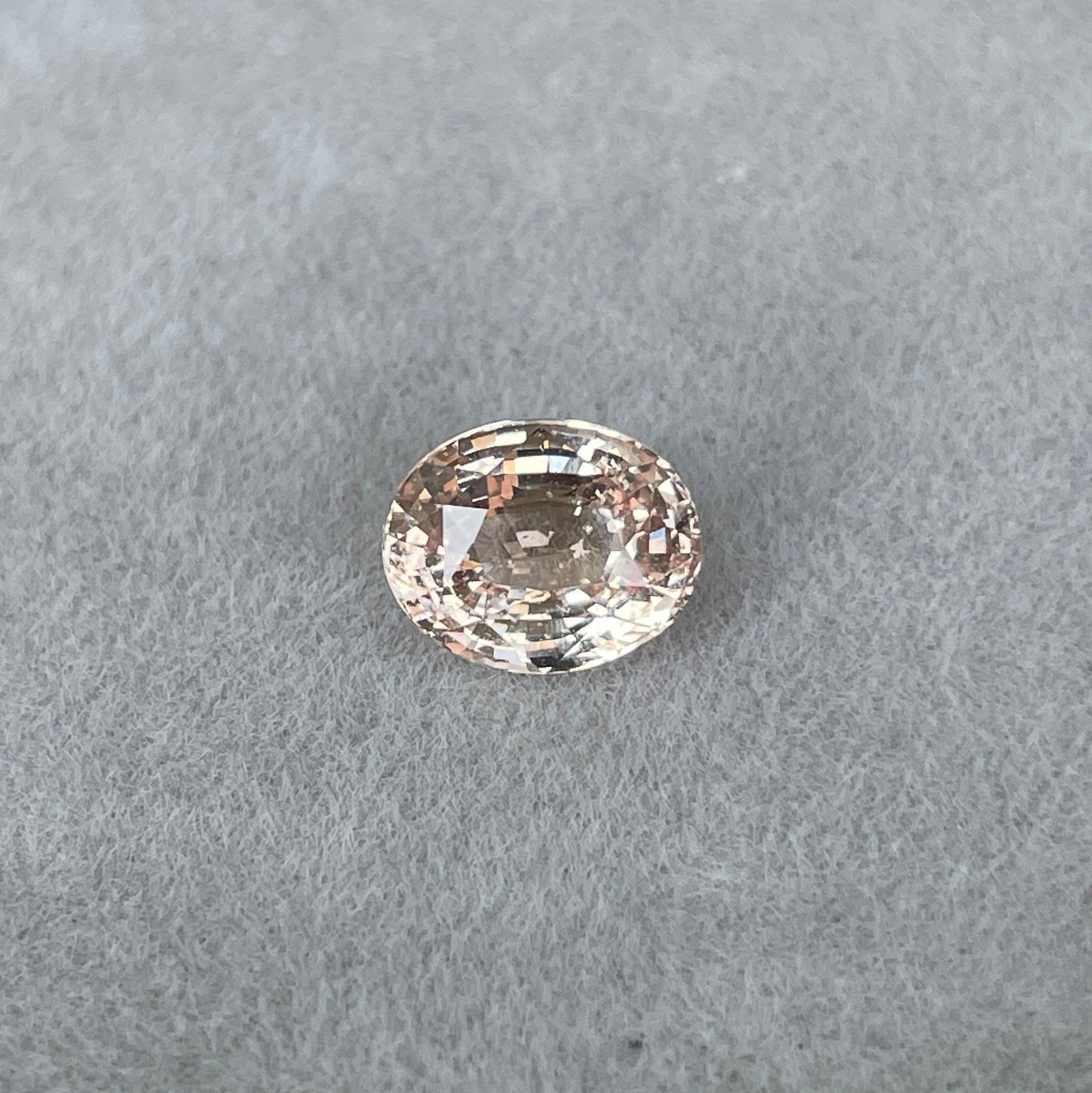 peach sapphire gemstone