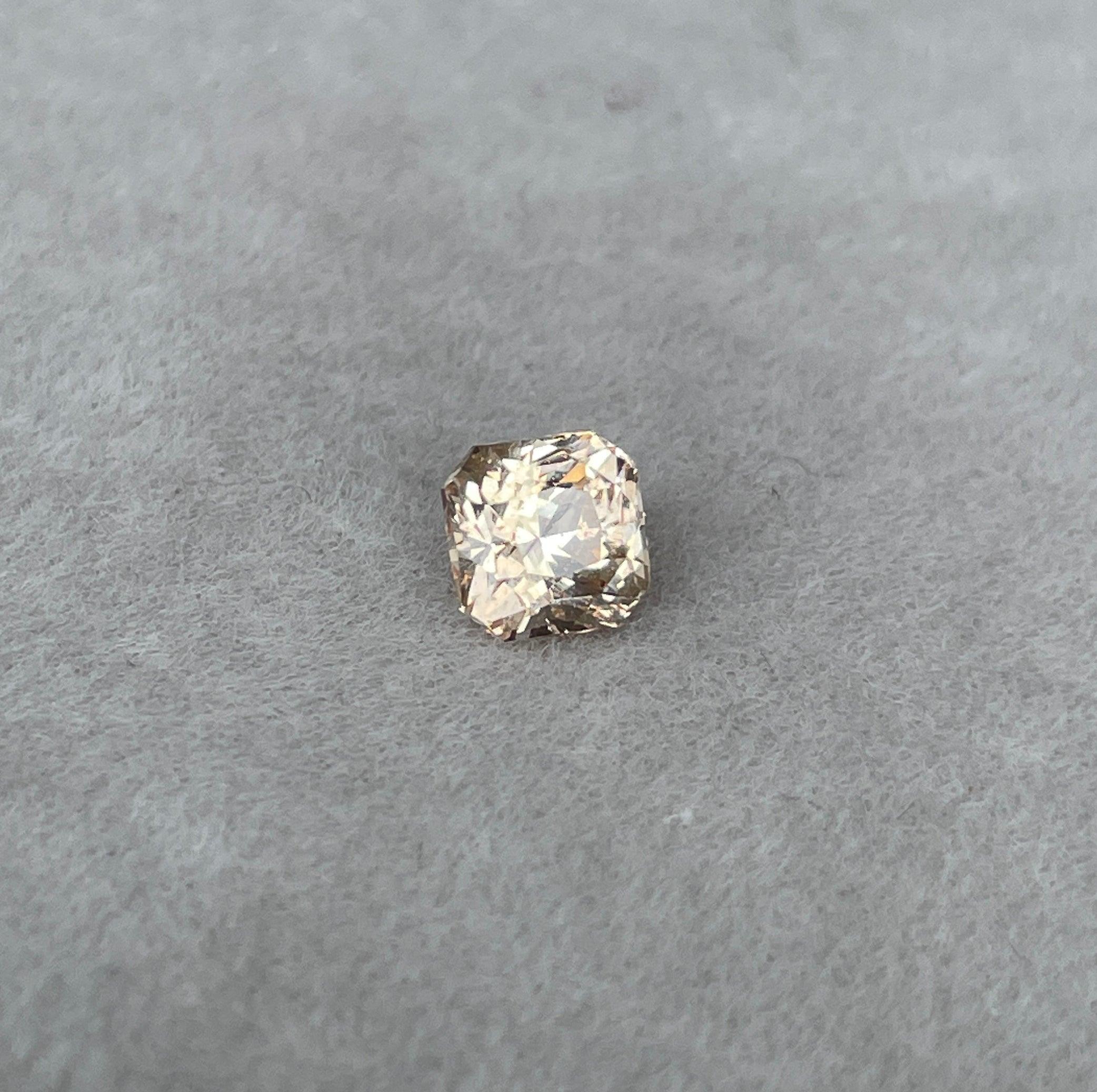 peach sapphire gemstone