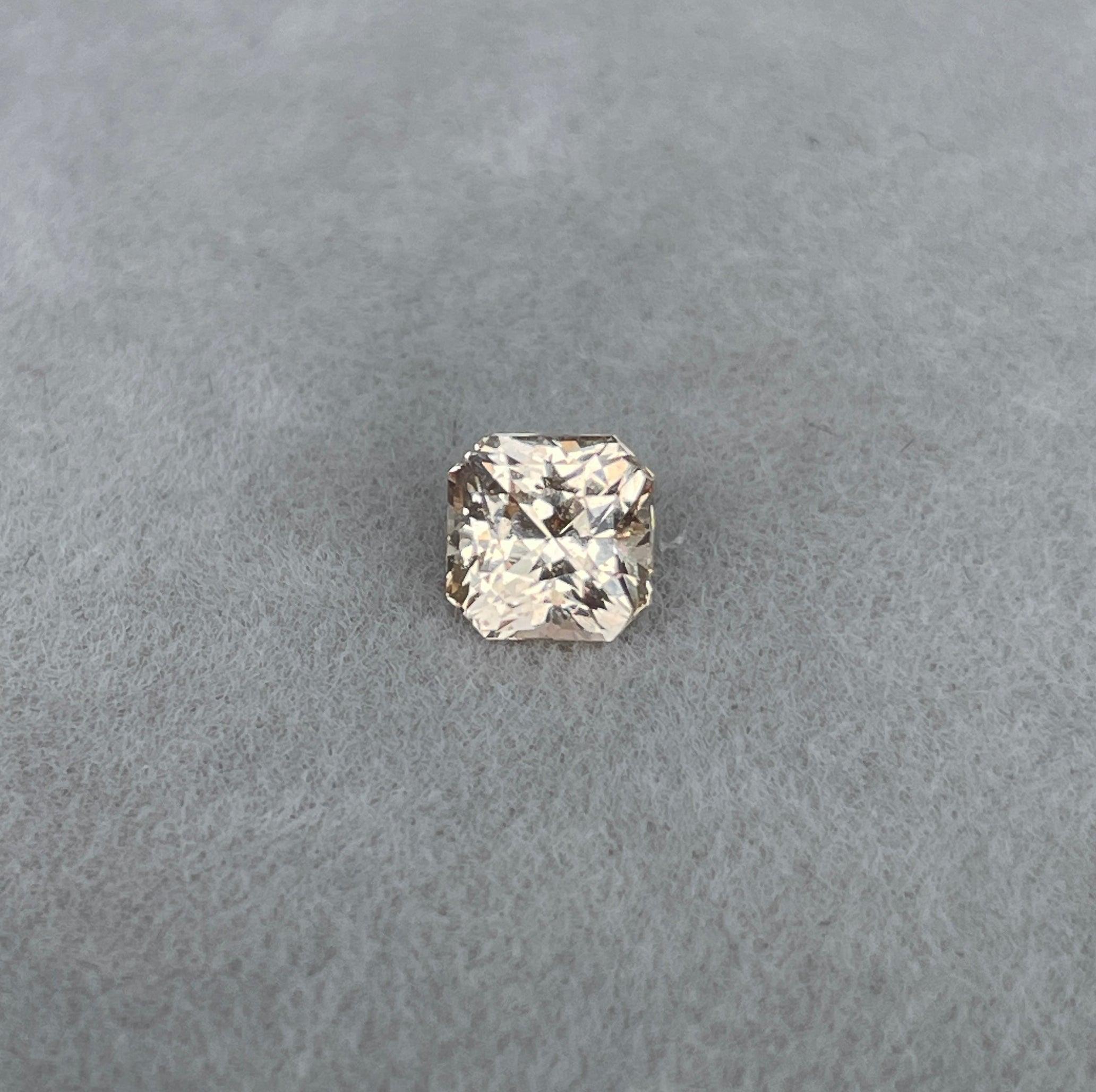 peach sapphire gemstone