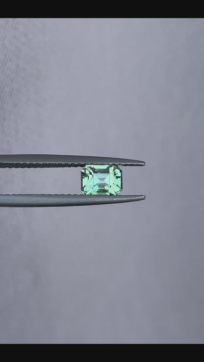 natural green sapphire gemstone