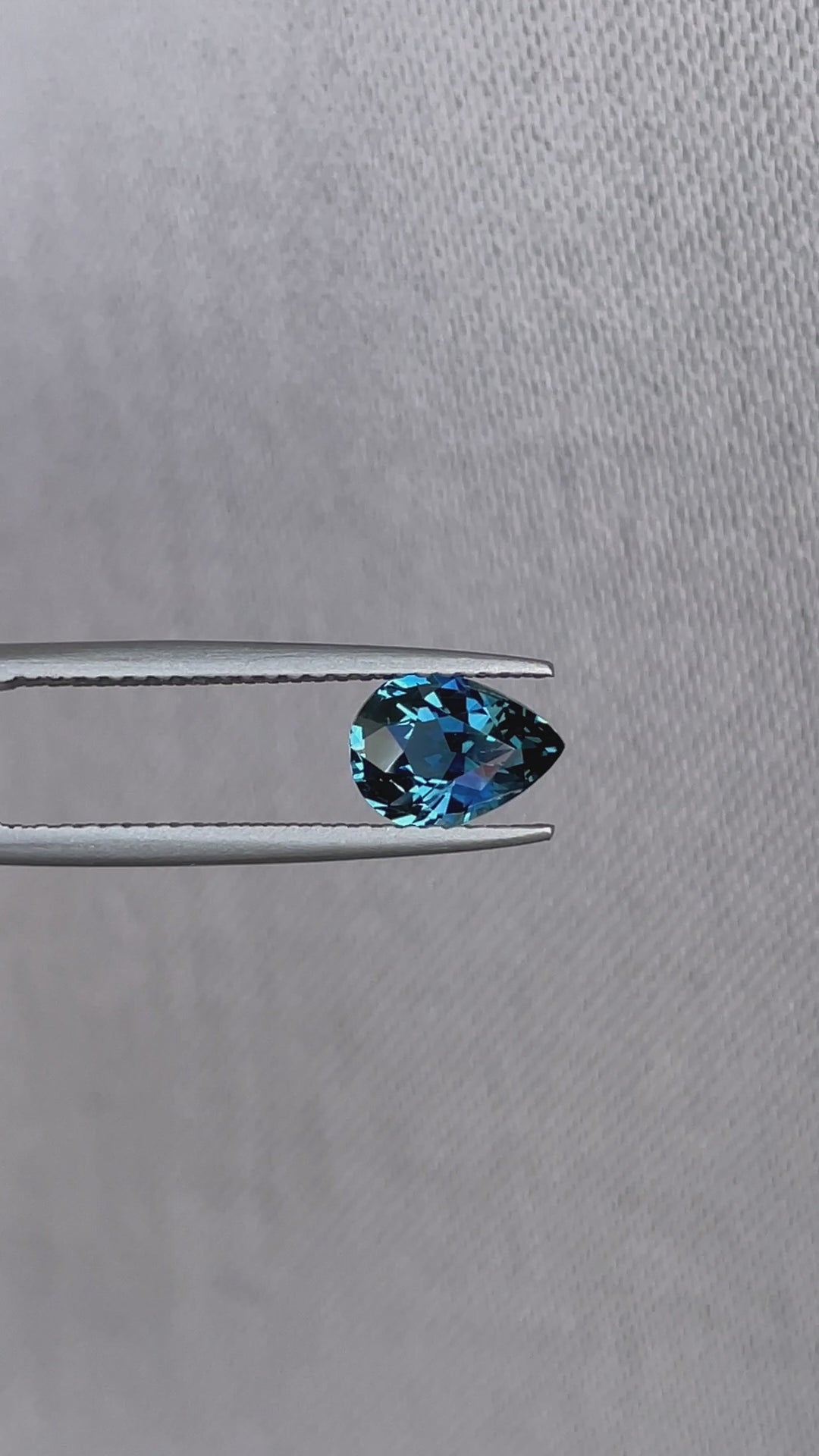 teal sapphire gemstone