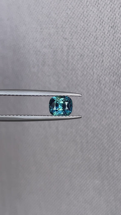 blue green sapphire