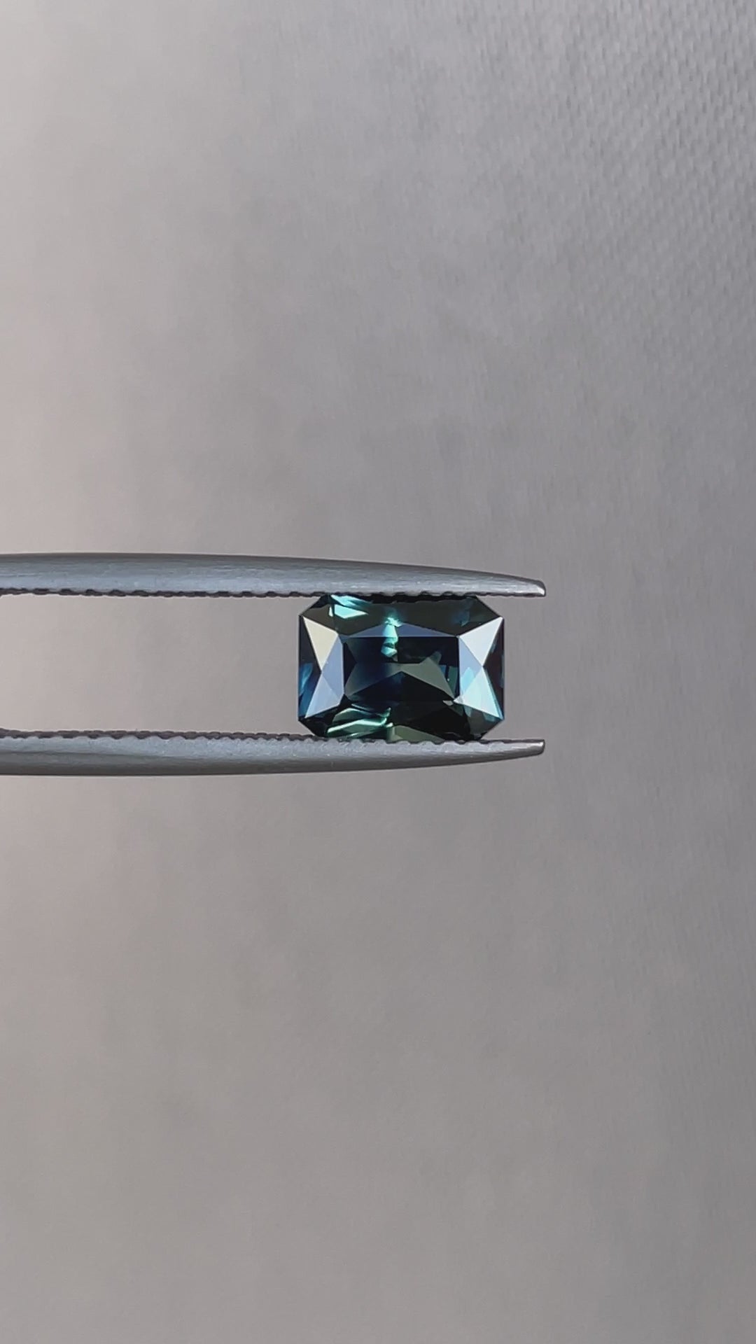 teal sapphire gemstone