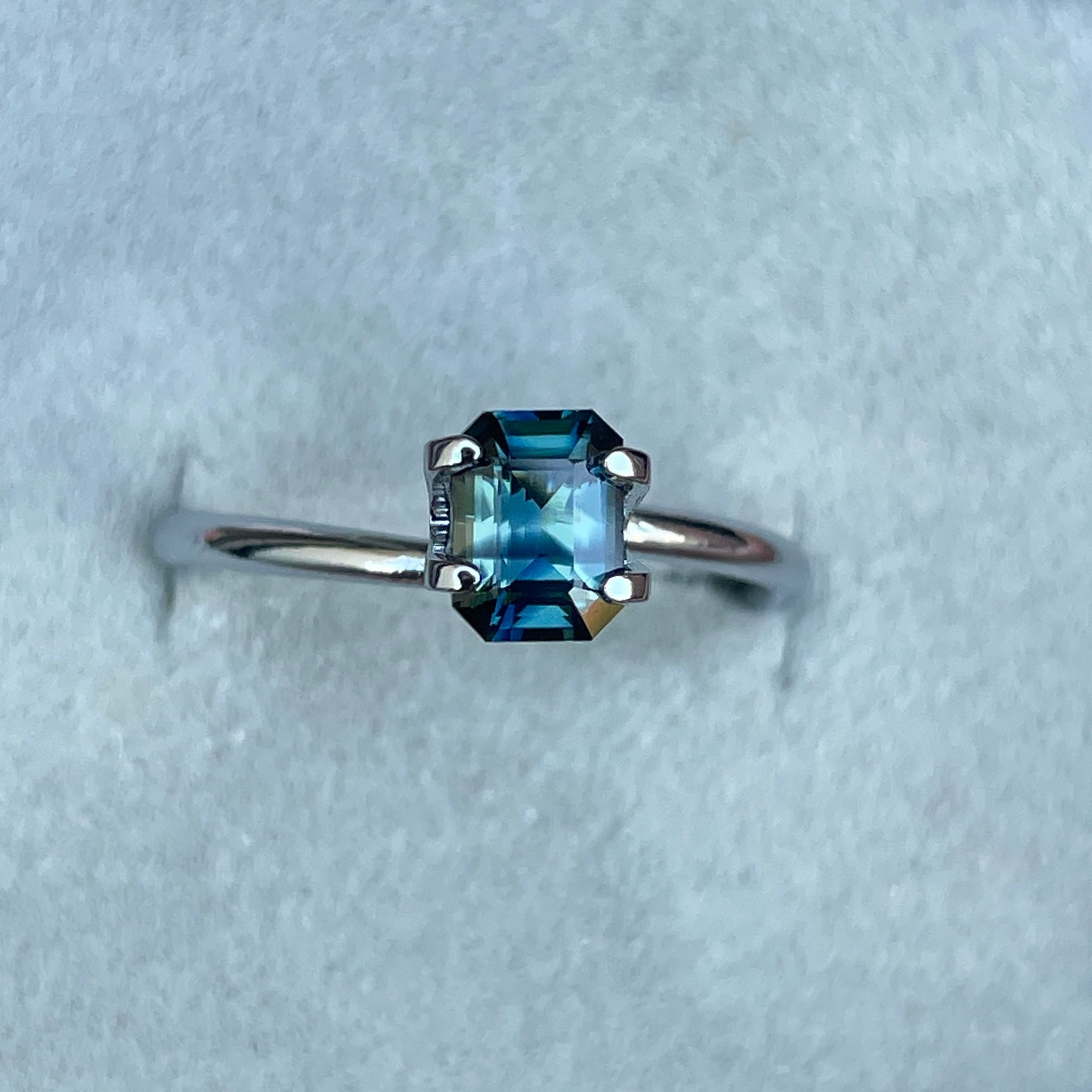 teal Sapphire bluegreen  parti 1.08