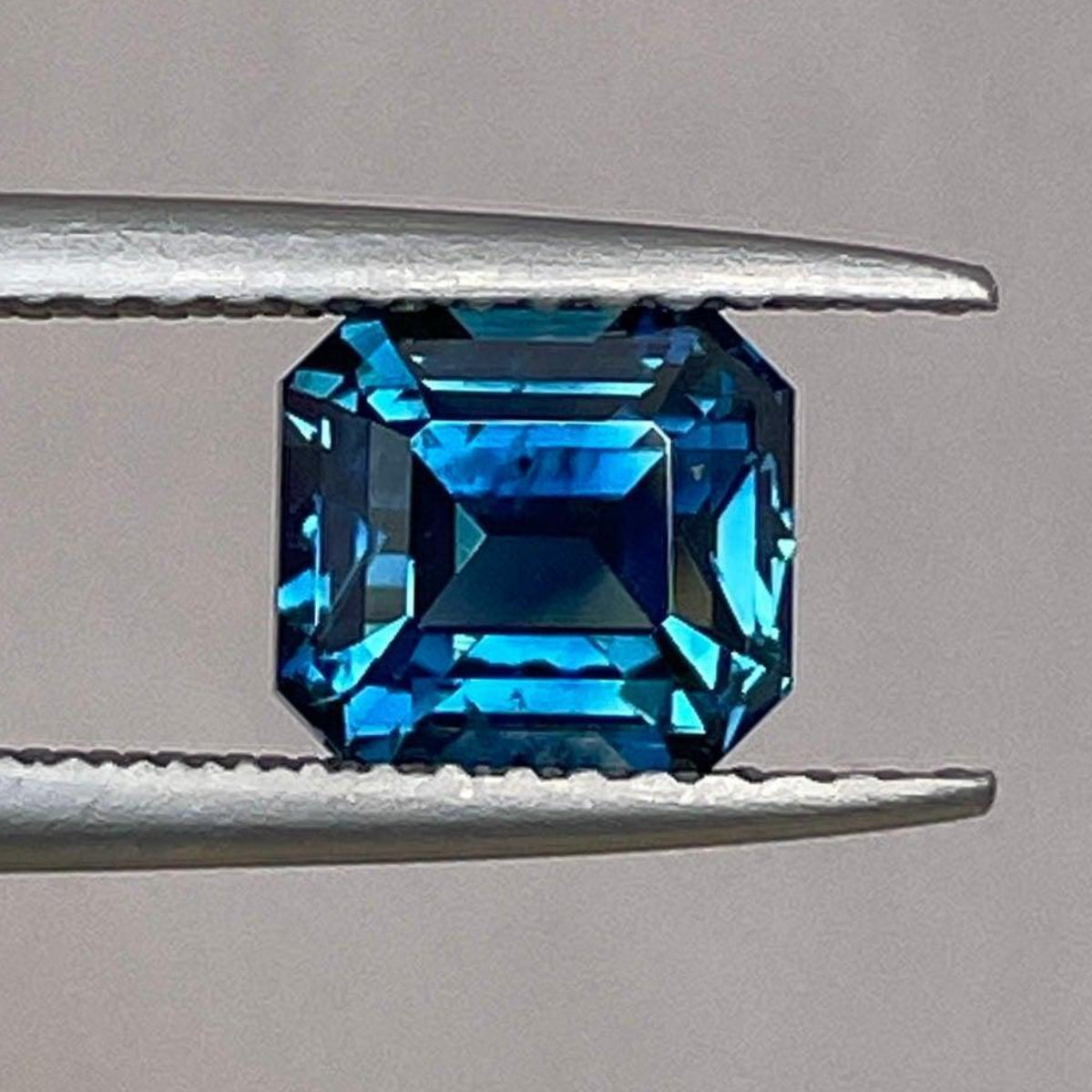 Saphir bleu sarcelle et vert pour bague de fiançailles, taille émeraude, 2,07 carats, pierre de naissance de septembre, bijou NASHGEMS.