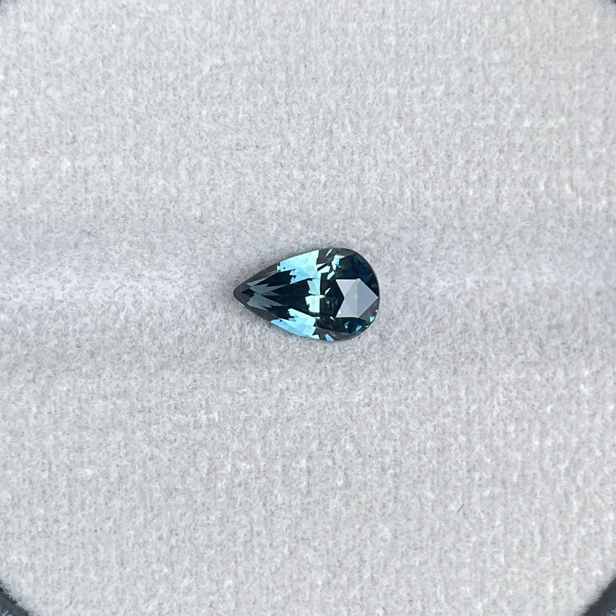 teal blue green parti sapphire pear drop cut gem 
