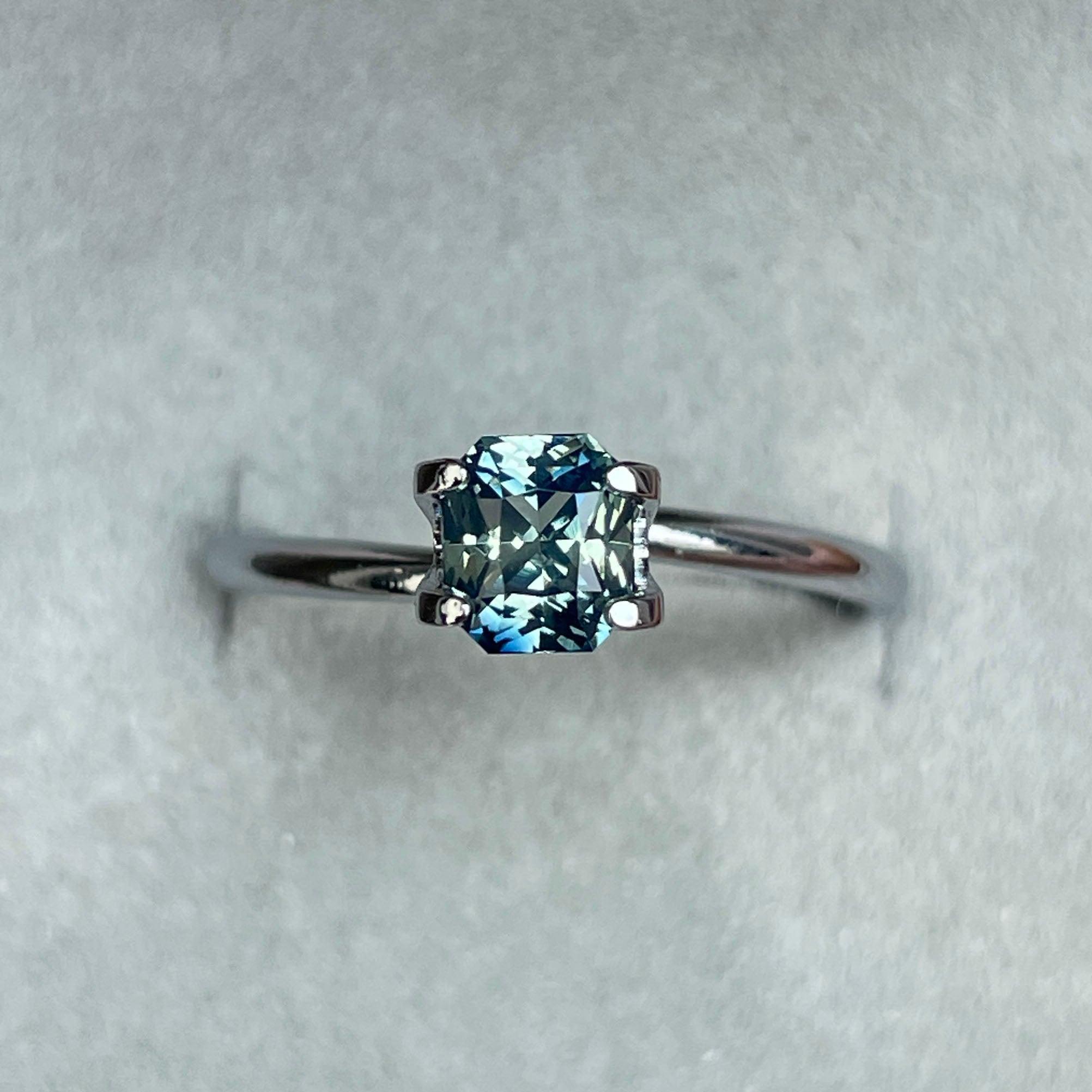 teal green parti colored loose sapphire