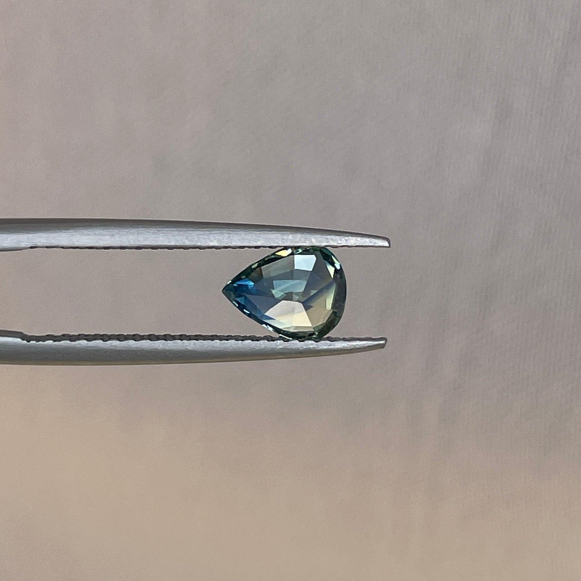 teal green parti colored loose sapphire