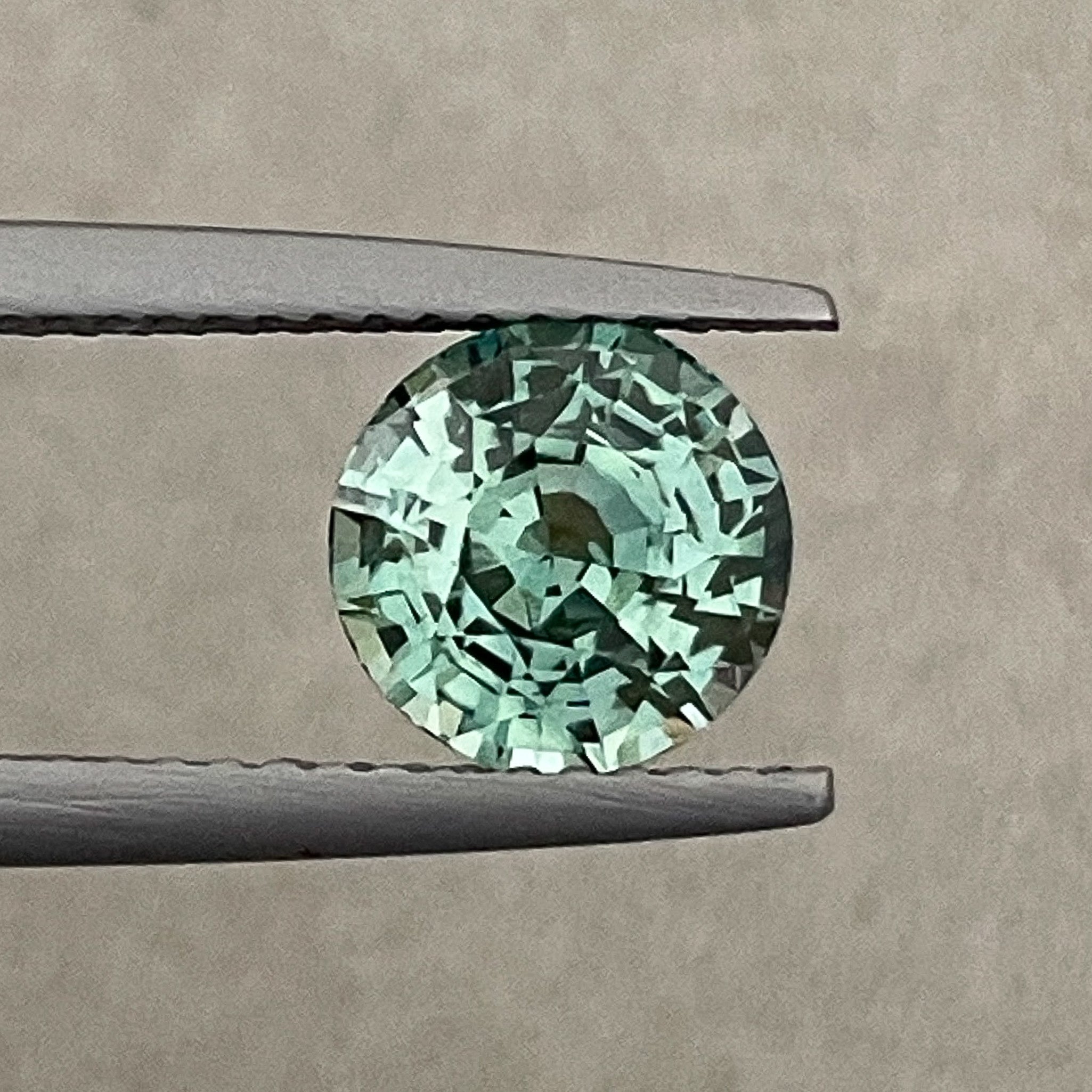 Natural green sapphire, 2.50 ct round cut, no heat teal loose gemstone by NASHGEMS for engagement or custom jewelry.