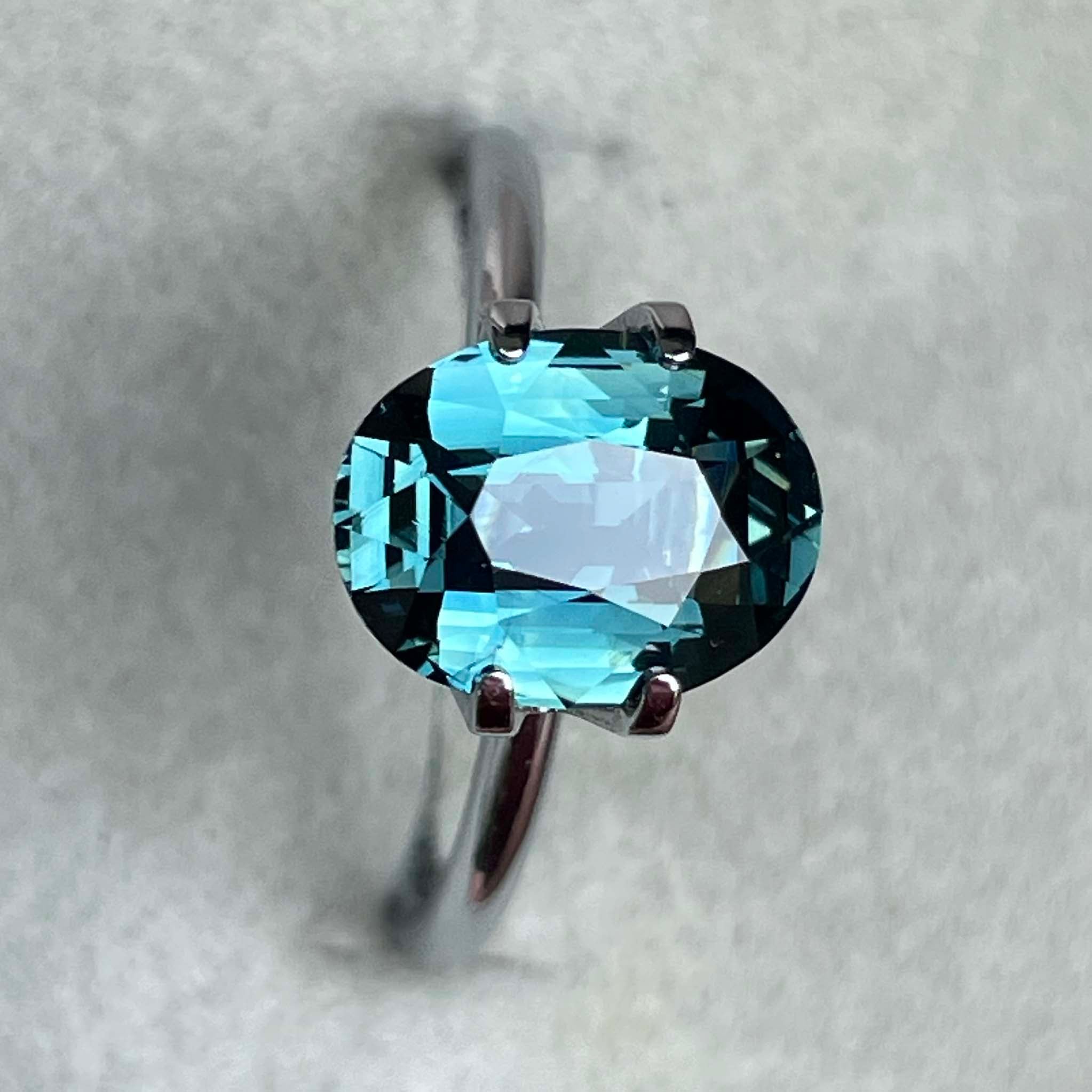 Natural teal blue green sapphire, 3.19 ct oval loose gemstone by NASHGEMS, ideal for engagement rings or custom jewelry.