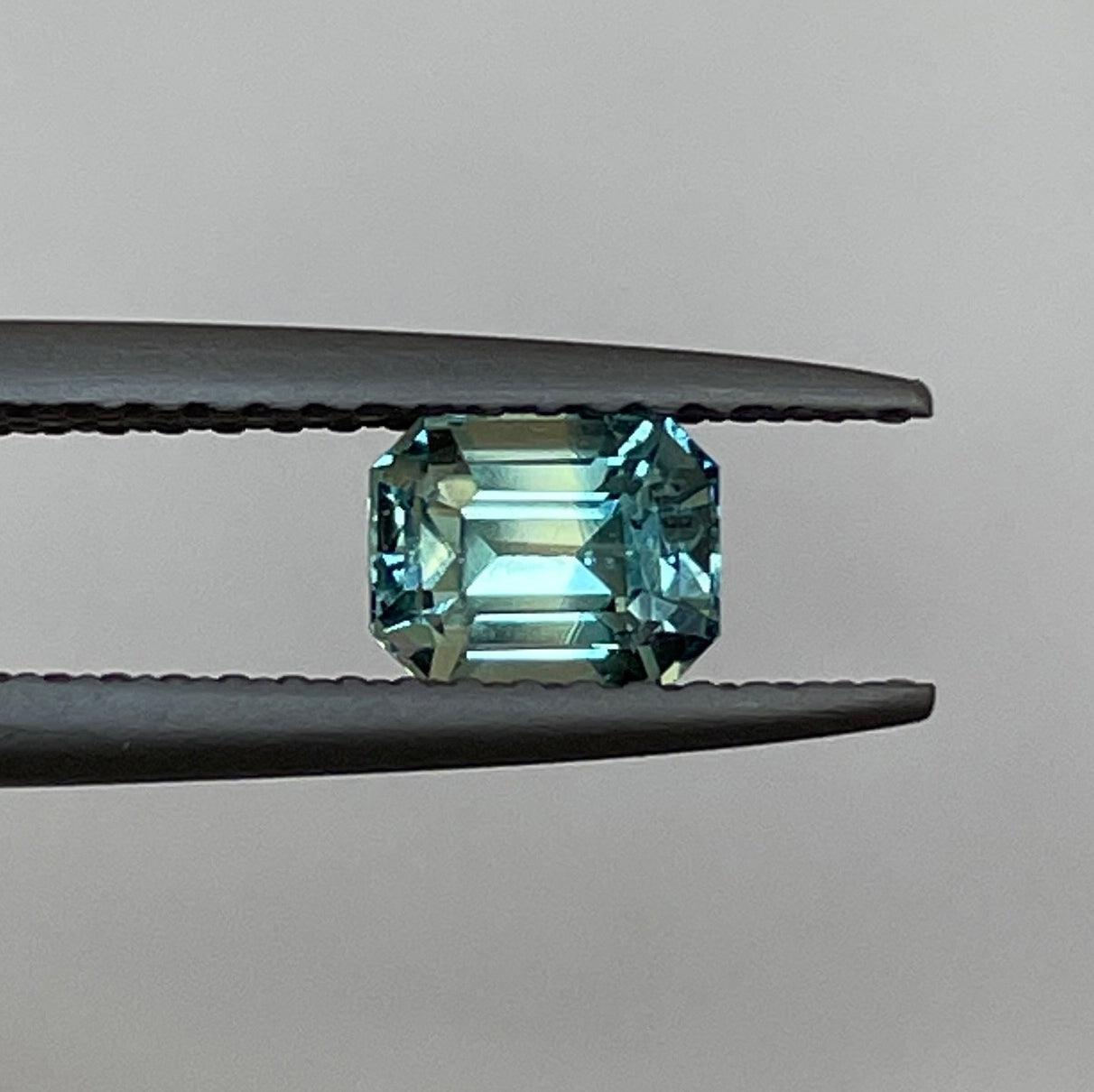 teal green parti colored loose sapphire